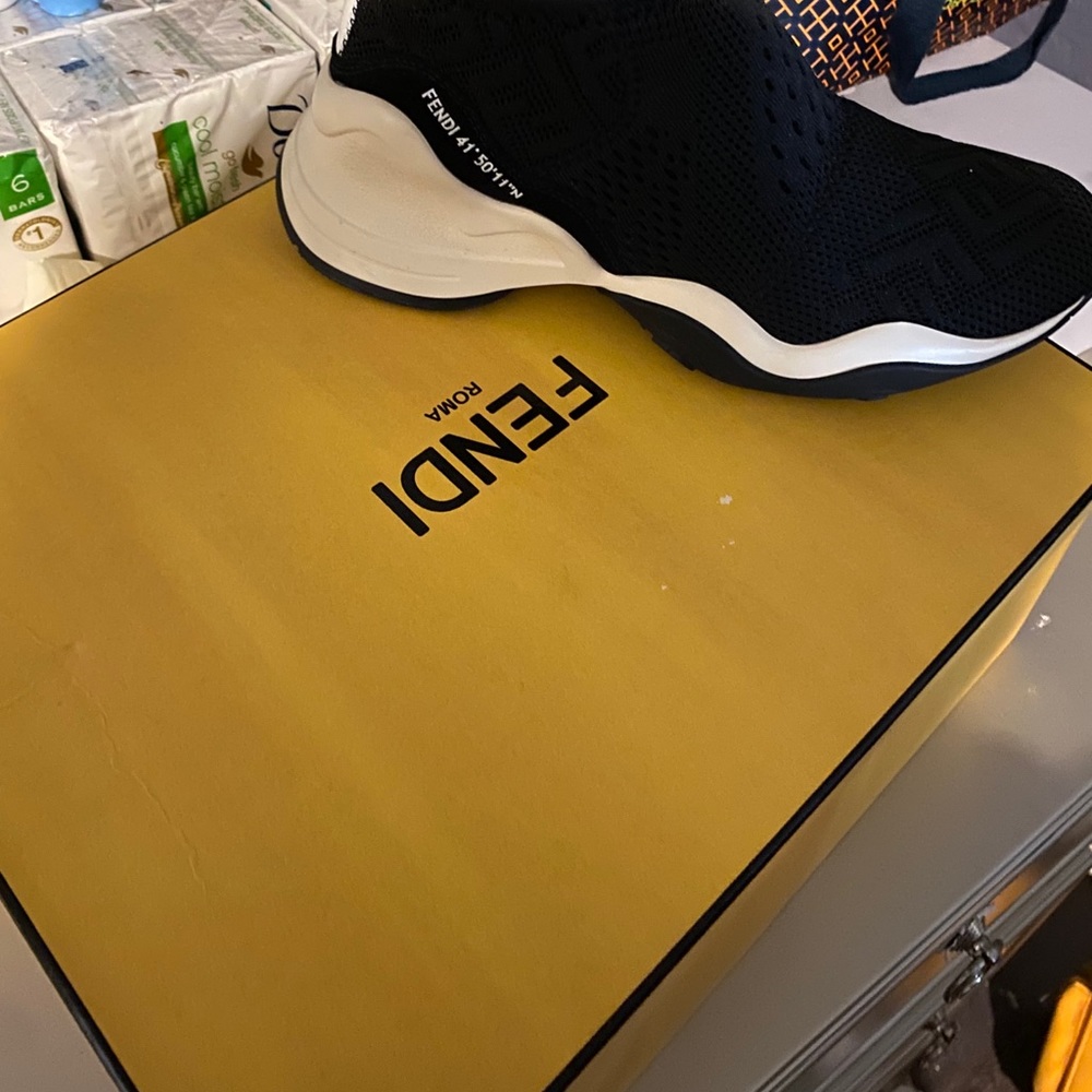 Sneakers